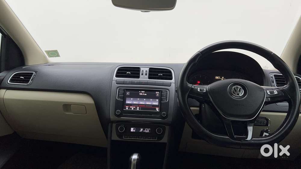 Volkswagen Vento Tsi, 2021, Petrol