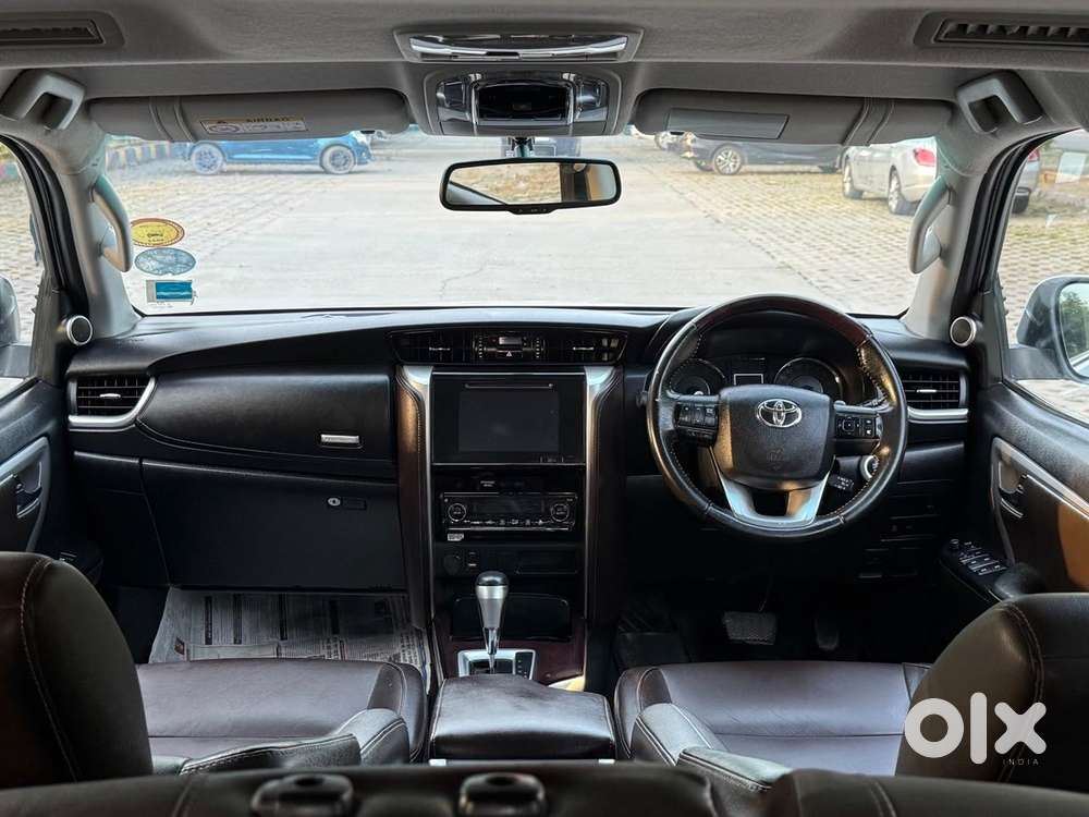 Toyota Fortuner 3.0 4x2 Automatic, 2020, Petrol