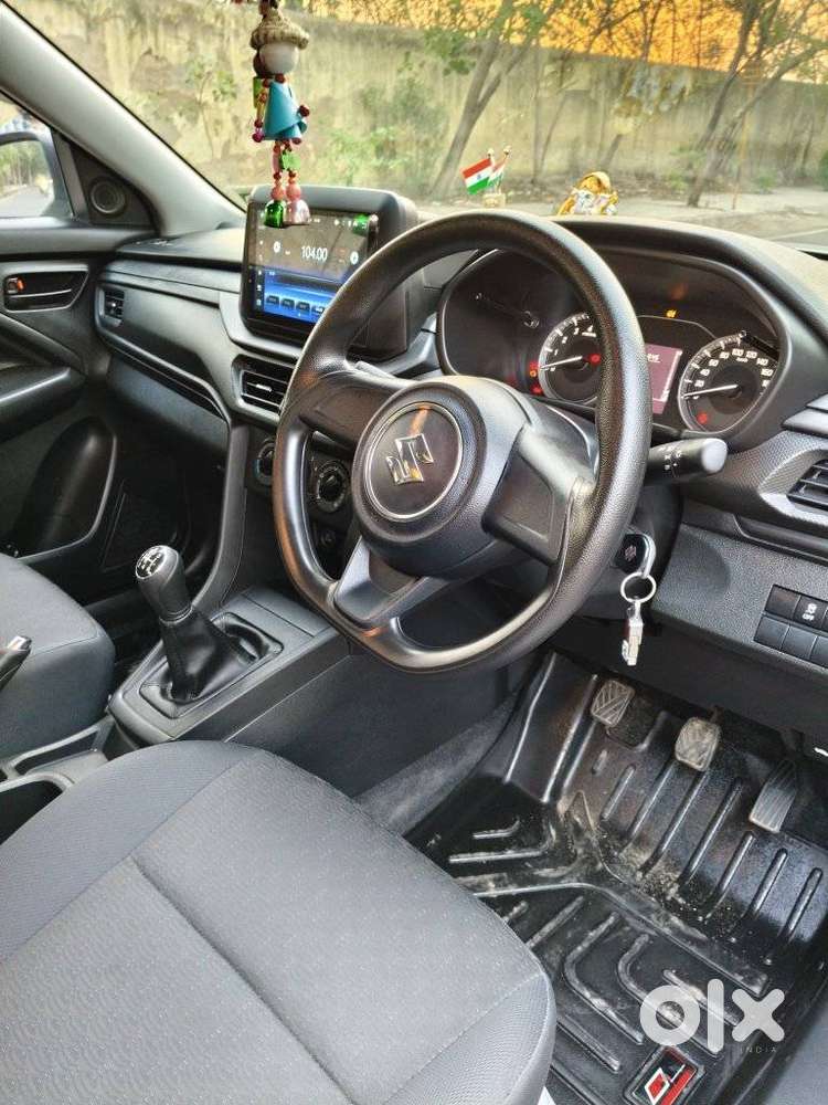 Maruti Suzuki Brezza 1.5 Lxi Smart Hybrid, 2025, Petrol