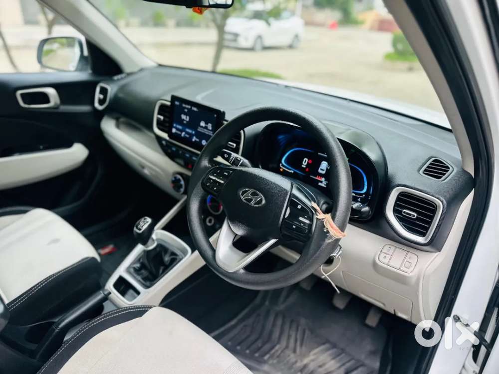 Hyundai Venue 1.5 S (o) Crdi, 2024, Diesel