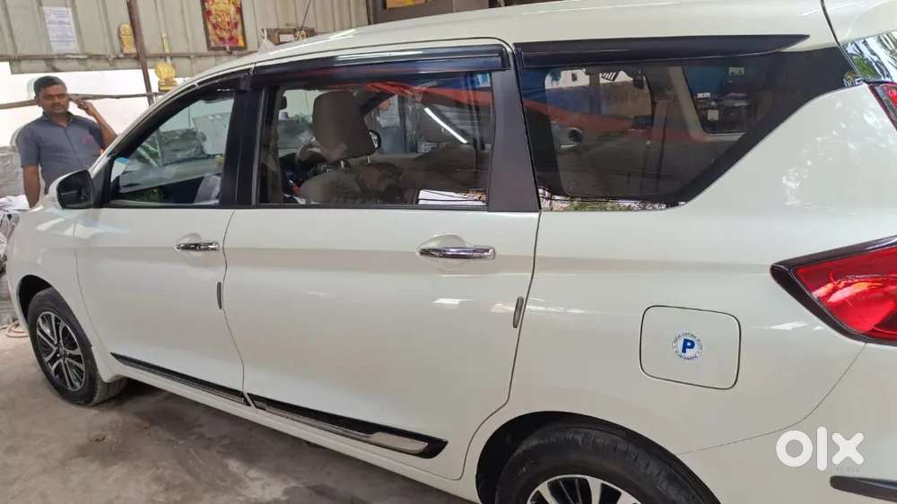 Maruti Suzuki Ertiga 2023 Petrol 21000 Km Driven