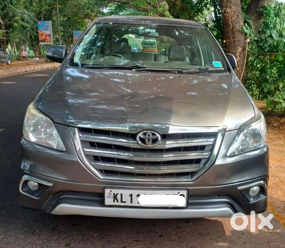 Toyota Innova 2012 Diesel Well Maintained