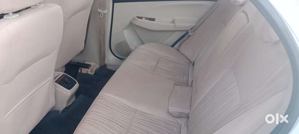 Maruti Suzuki Swift Dzire 1.2 Vxi Bsiv, 2019, Petrol