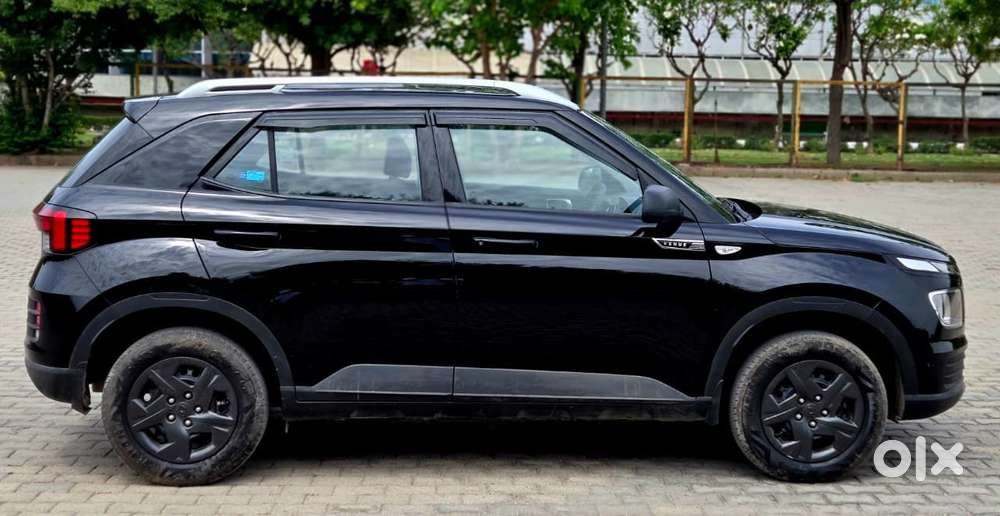 Hyundai Venue E 1.2 Petrol, 2025, Petrol