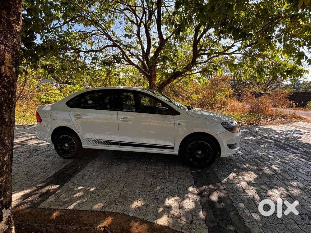 Skoda Rapid 1.5 Tdi Cr Elegance Plus, 2015, Diesel