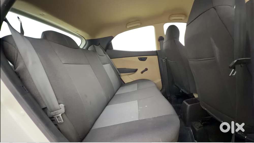 Hyundai Eon Era +, 2017, Petrol