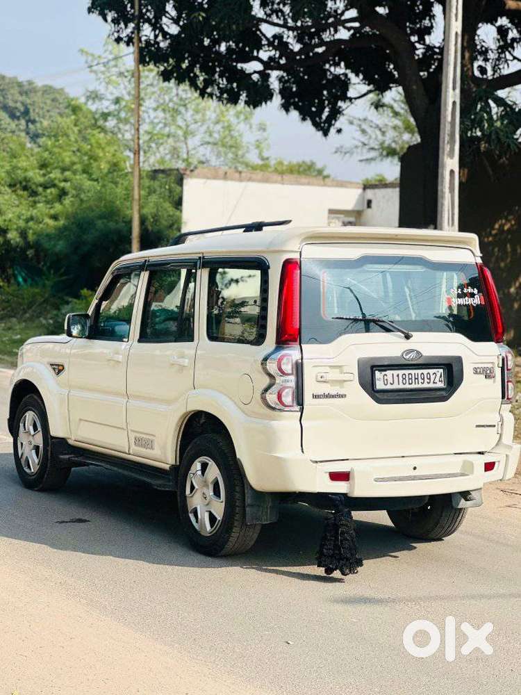 Mahindra Scorpio, 2017, Diesel