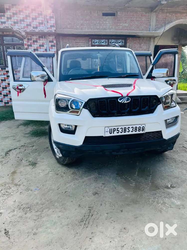 0mahindra Scorpio S4