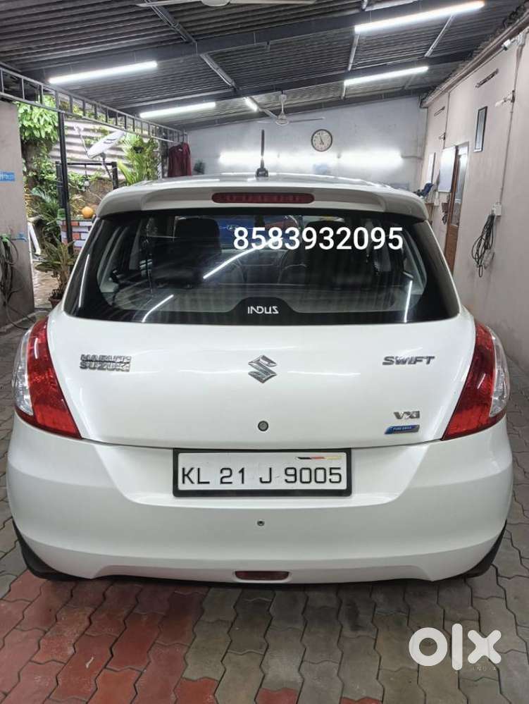 Maruti Suzuki Swift Vxi + Manual, 2014, Petrol