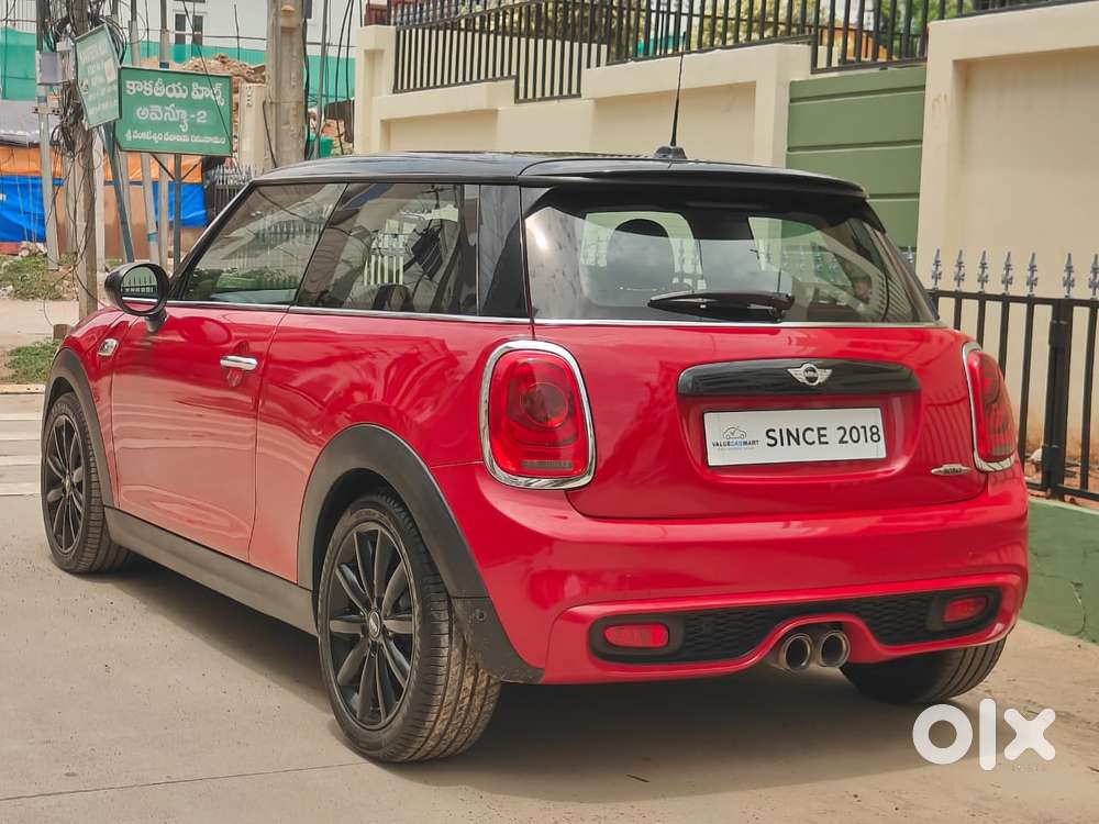 Mini Cooper 3 Door John Works, 2017, Petrol