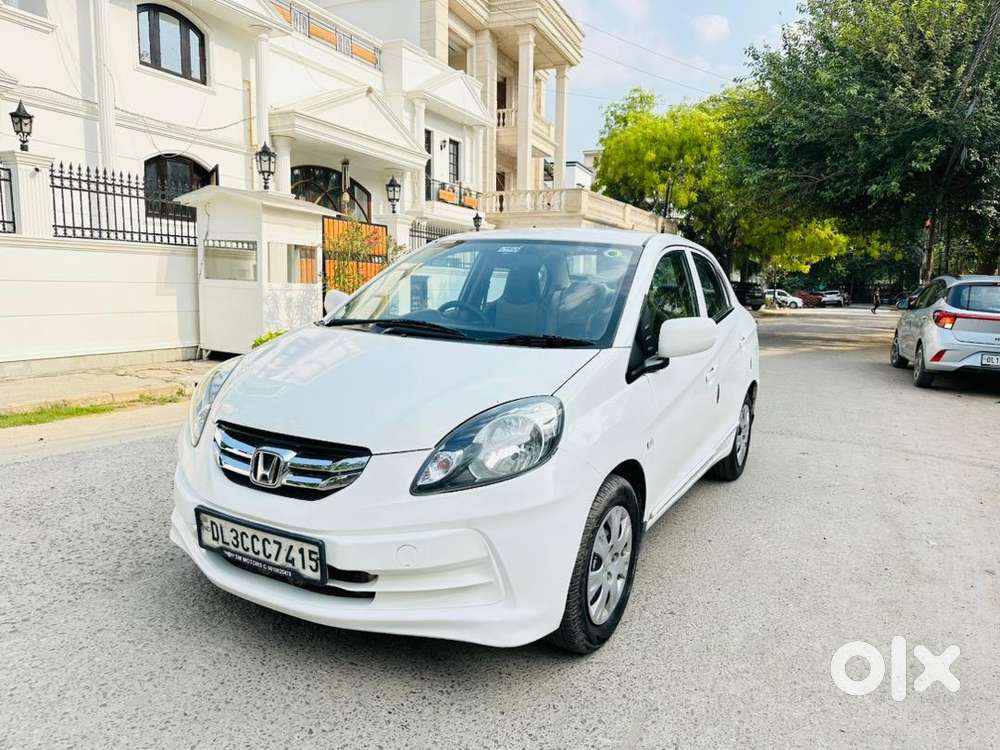 Honda Amaze 2015 July Petrol Well Maintained