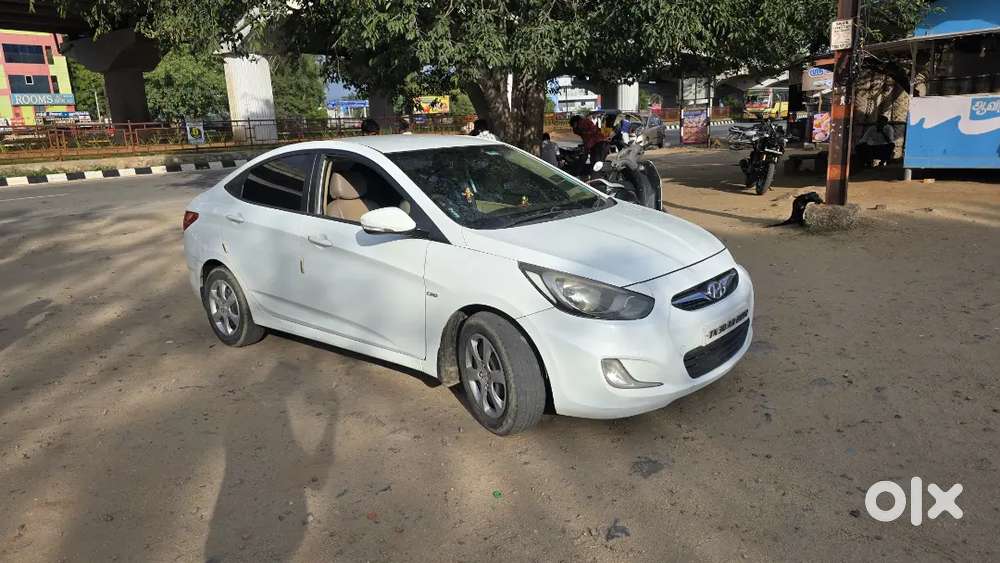 Hyundai Verna 2012 Diesel Well Maintained