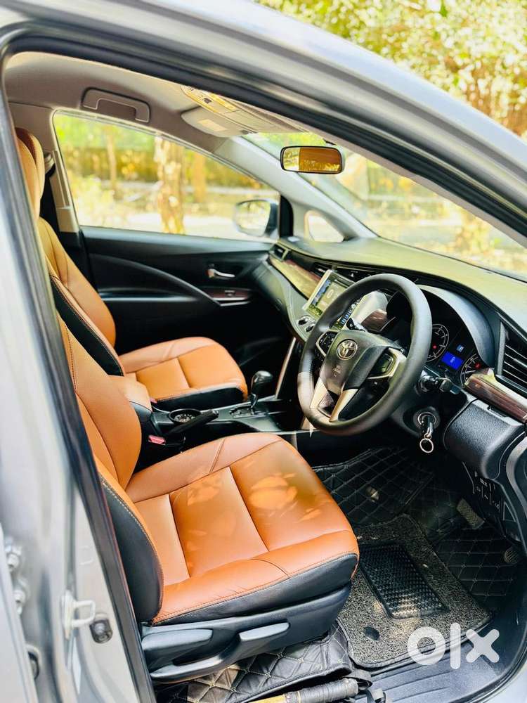 Toyota Innova Crysta 2.7 Gx At 8s, 2020, Diesel