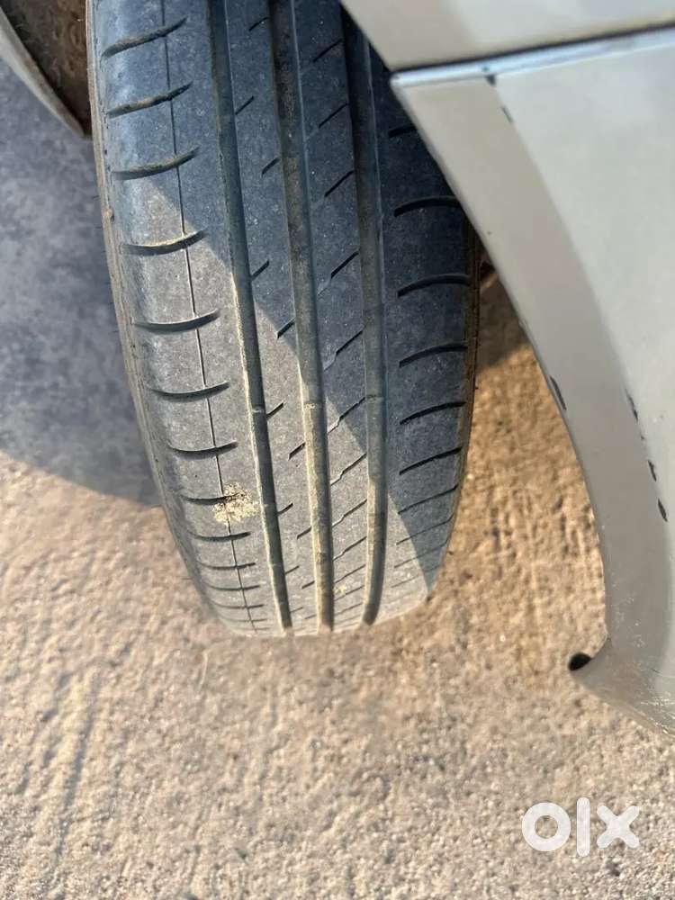 Ford Figo Zxi Petrol 2012