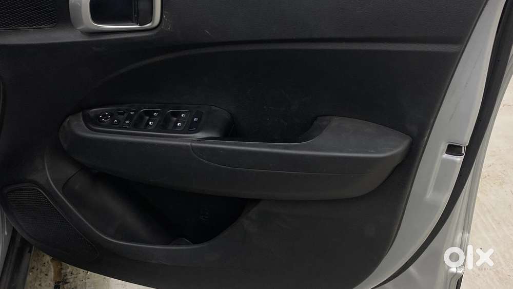 Hyundai Venue Sx Plus Turbo Dct, 2021, Petrol