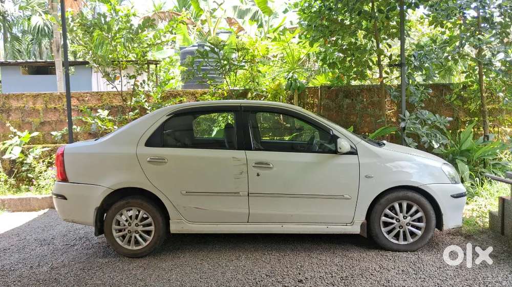 Toyota Etios 2012 Diesel 170000 Km Driven