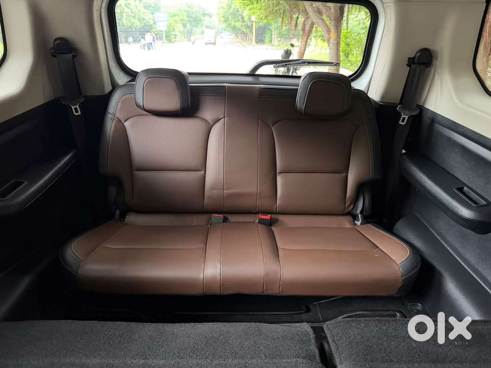 Mahindra Scorpio N Z8 Petrol At 7 Str, 2024, Petrol