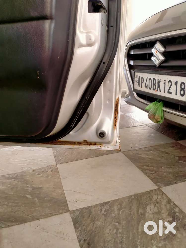 Maruti Suzuki Alto 800 Lxi 2012