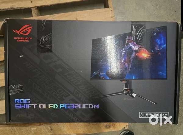 ASUS ROG Swift 32 4K OLED Gaming Monitor PG32UCDM