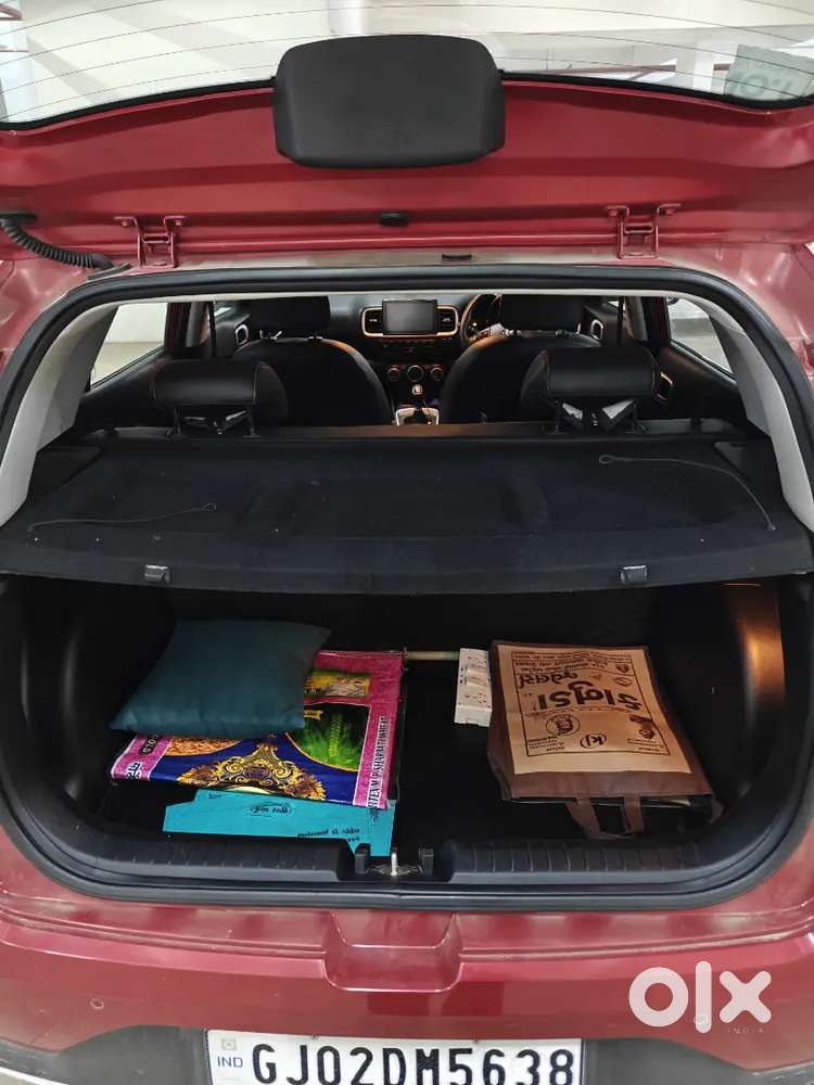 Hyundai Venue Diesel, Teacher's Car, Single Handedly Driven