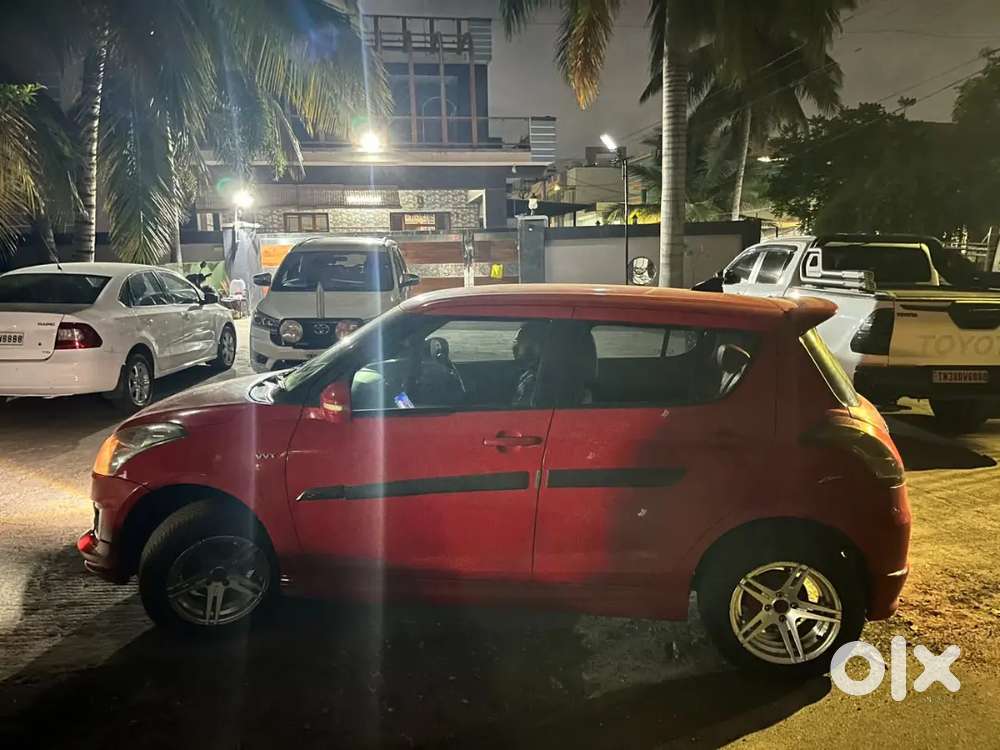 Maruti Suzuki Swift Vxi Petrol