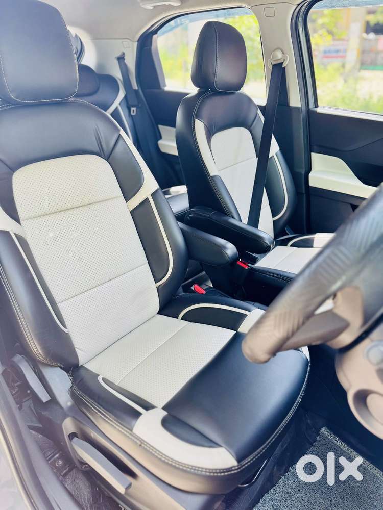 Tata Punch Accomplished, 2024, Petrol