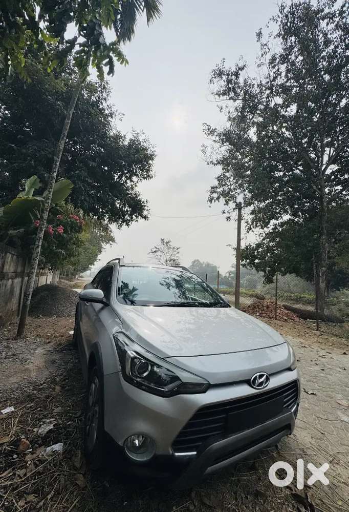 Hyundai I20 Active 2017 Petrol 160000 Km Driven