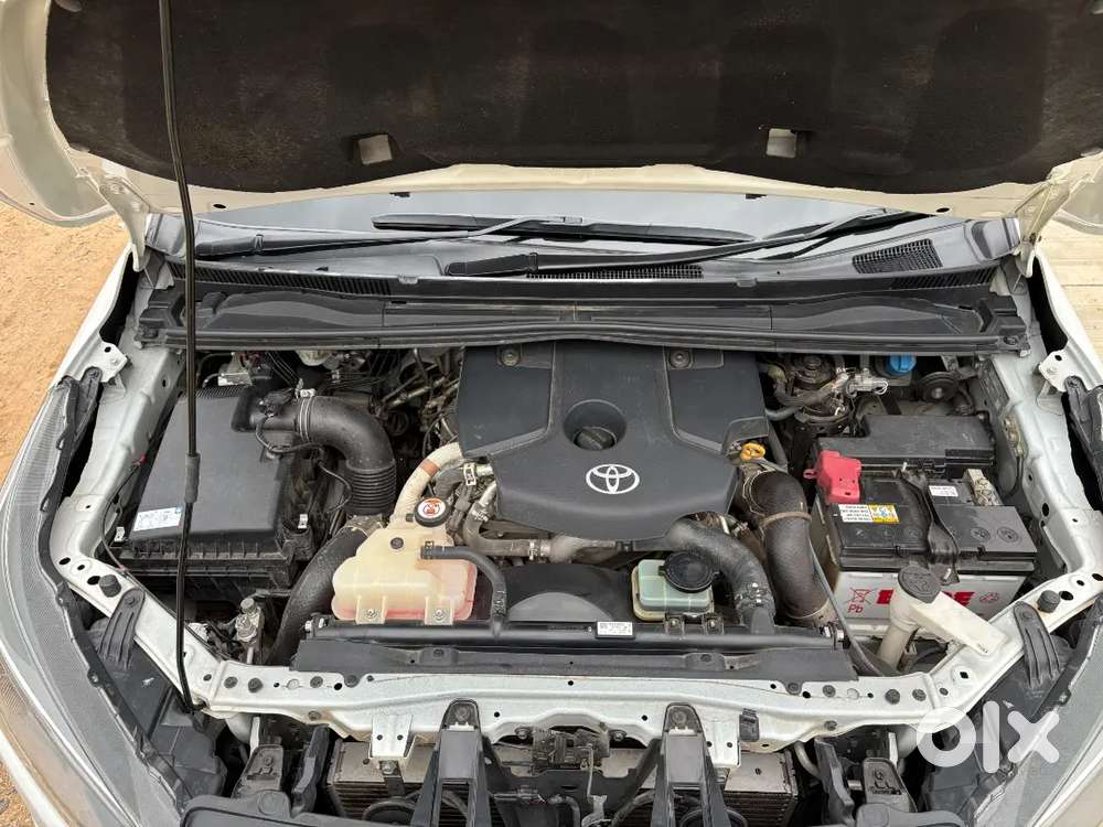Toyota Innova Crysta 2024 Diesel 33000 Km Driven