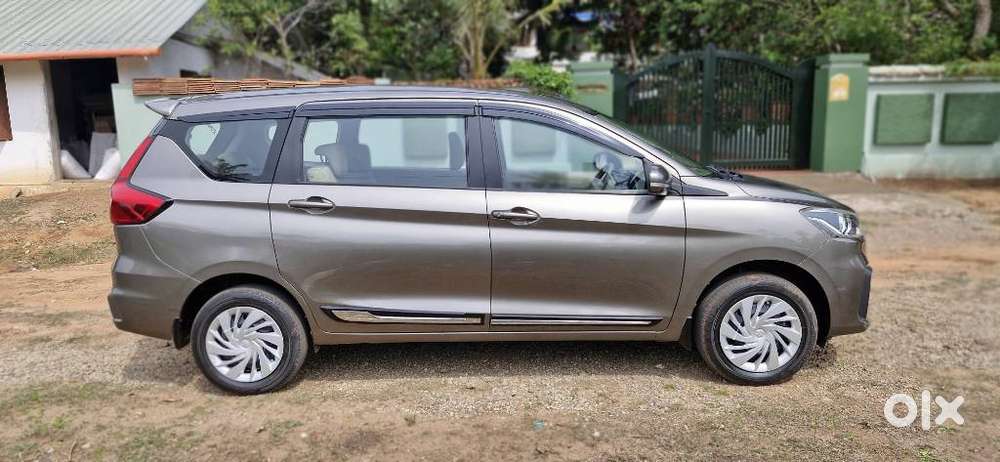 Maruti Suzuki Ertiga 1.5 Vxi, 2022, Petrol