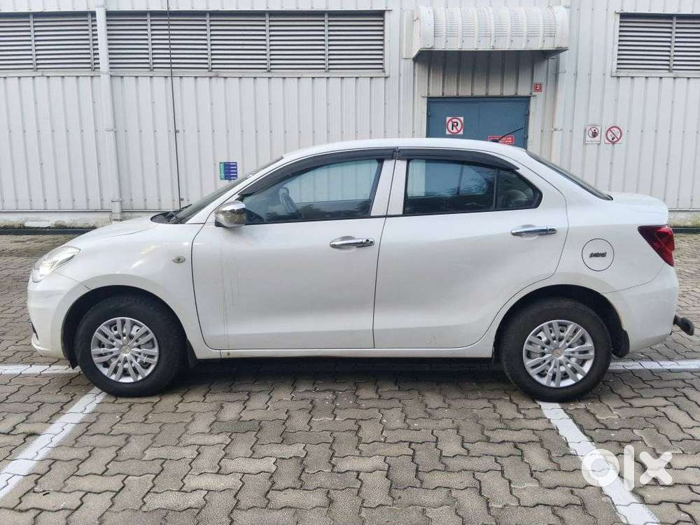 Maruti Suzuki Dzire 1.2 Lxi, 2023, Petrol