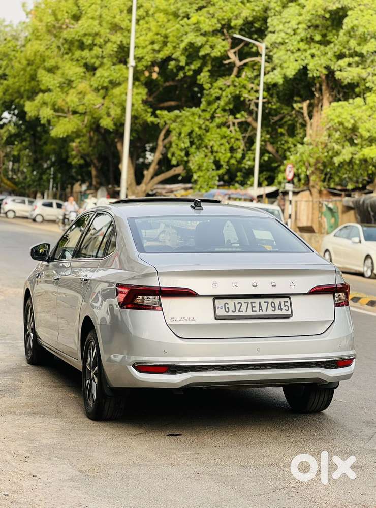 Skoda Slavia 1.0 Tsi Style At, 2022, Petrol