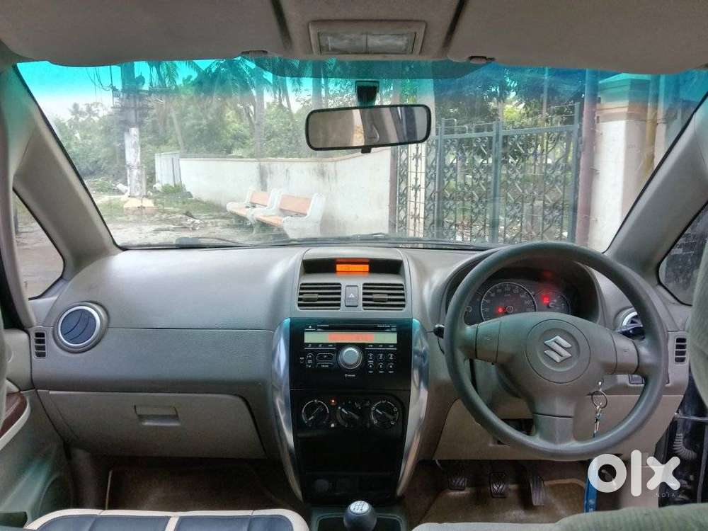 Maruti Suzuki Sx4 Vxi Bsiv, 2012, Petrol