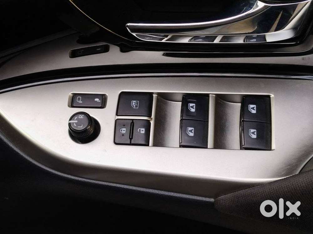 Toyota Innova Crysta 2.4 Z 7 Str, 2024, Diesel