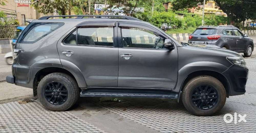 Toyota Fortuner 3.0 4x2 Mt, 2013, Diesel
