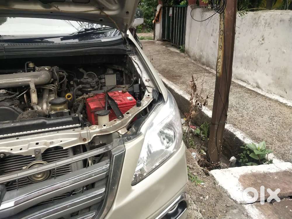 Toyota Innova 2.5 2012