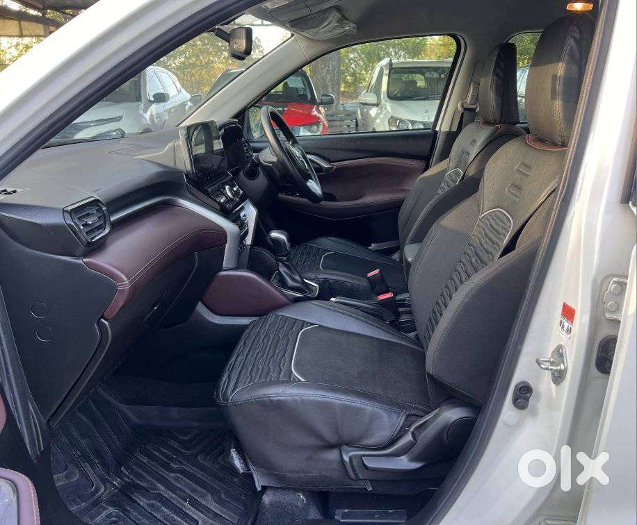 Maruti Suzuki Grand Vitara 1.5 Zeta Smart Hybrid At, 2024, Petrol