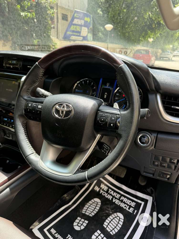 Toyota Fortuner [2021-ongoing] 2.7 2wd Petrol At, 2017, Petrol