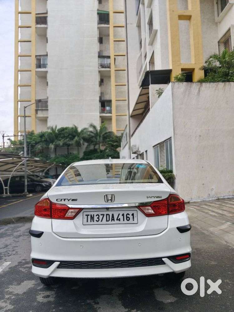 Honda City V Mt Sunroof, 2017, Petrol