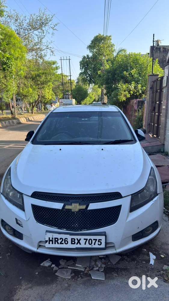 Chevrolet Cruze 2013 Top Model Diesel Well Maintained Urgent Sale
