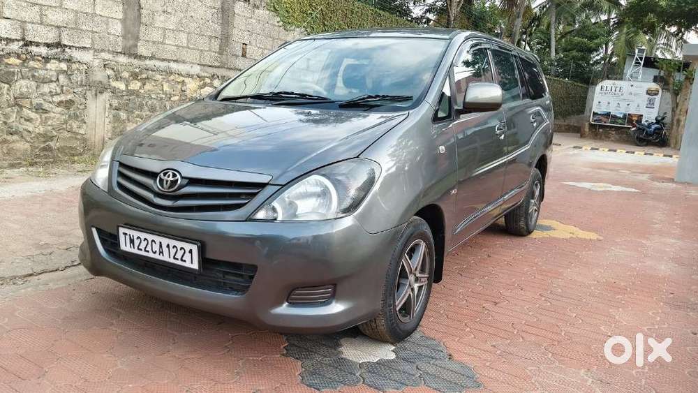 Toyota Innova 2.5 G (diesel) 7 Seater, 2011, Diesel