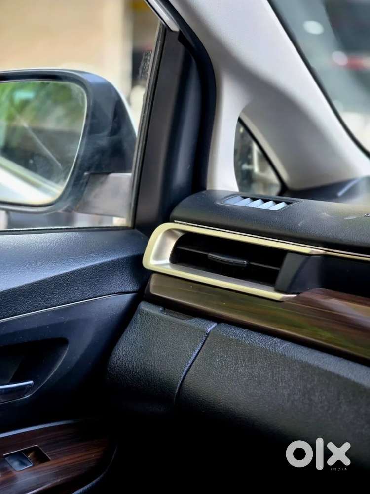 Toyota Innova Crysta [2020-ongoing] 2.4 Gx 7 Str, 2023, Diesel