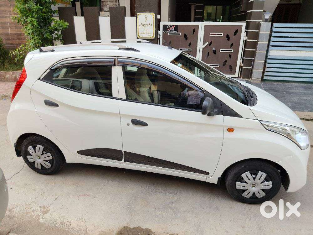 Hyundai Eon Era +, 2017, Petrol