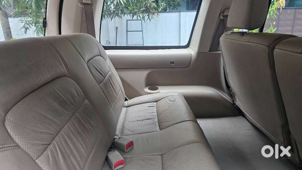 Ford Endeavour 2.2 Titanium At 4x2, 2013, Diesel