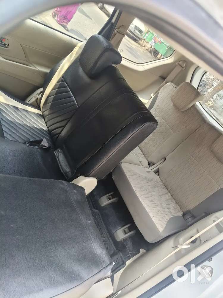 Maruti Suzuki Ertiga 2023 Petrol Well Maintained