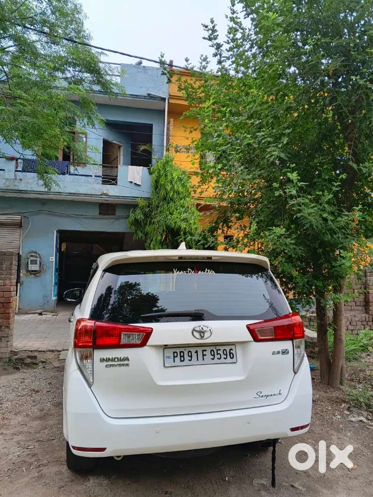 Toyota Innova Crysta 2019