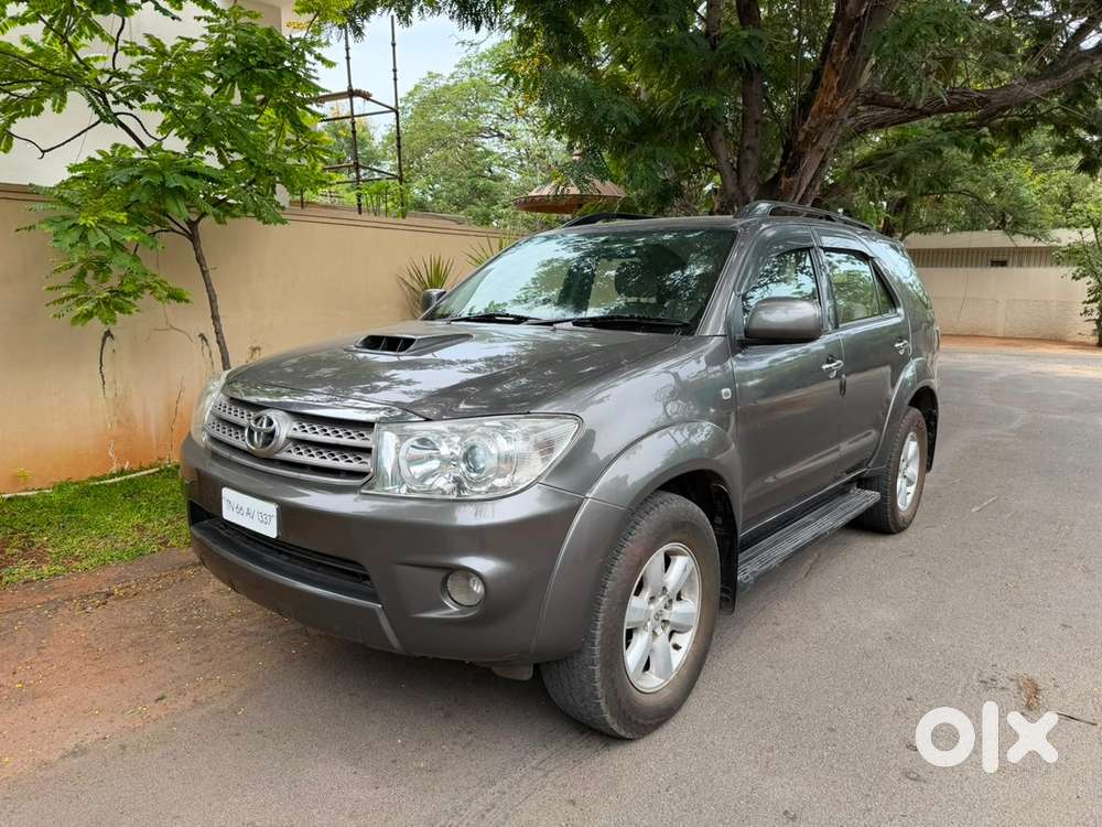 Toyota Fortuner Diesel 2011