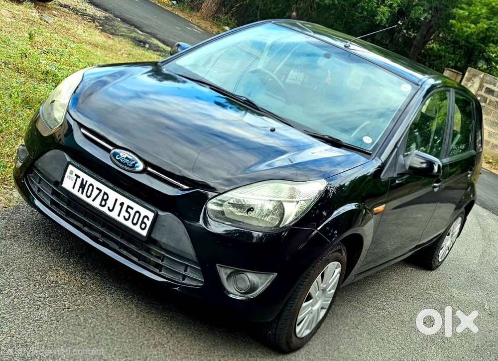 Ford Figo, 2010, Petrol