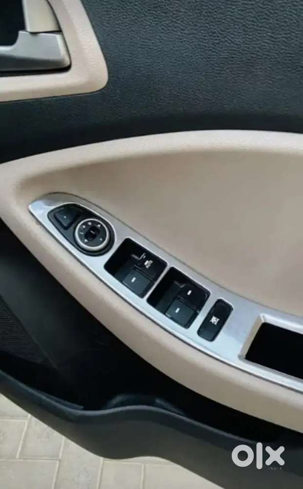 Hyundai Elite I20 2015 Diesel 108000 Km Driven, Genuine Kilometer
