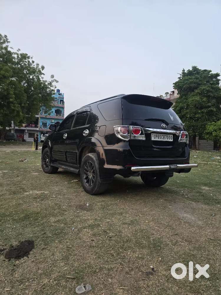 Toyota Fortuner Legender 2016 Diesel 150000 Km Driven
