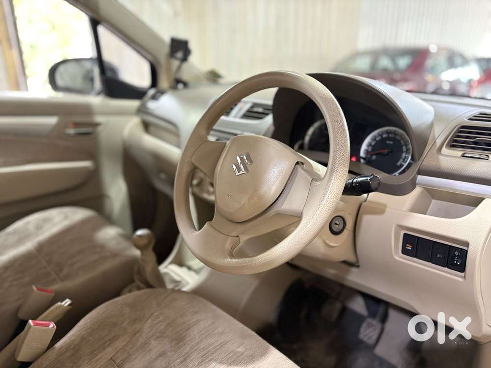 Maruti Suzuki Ertiga Vxi Abs Bs Iv, 2013, Petrol